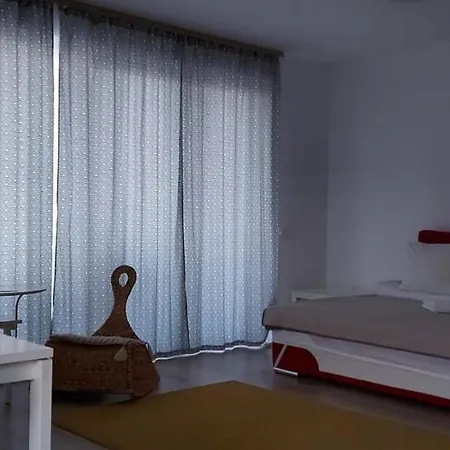 Exquisite Апартаменти Брашов
